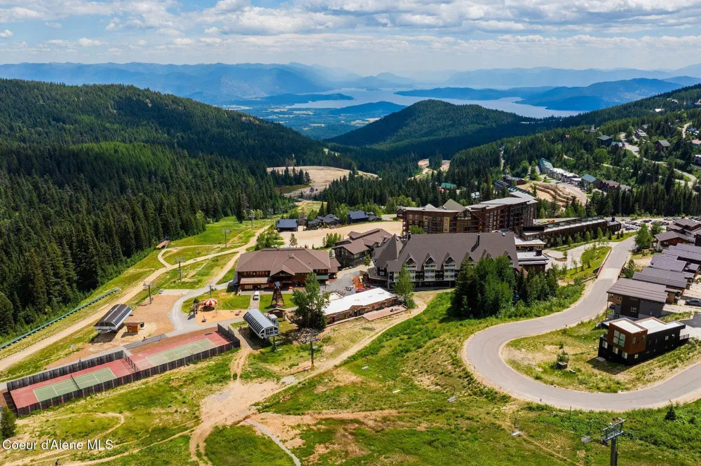 124 Village Lane #305 Sandpoint, ID 83864