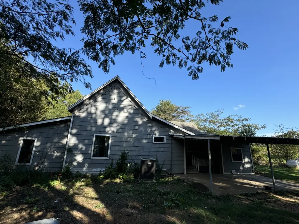 137 CR 2362 Bagwell, TX 75412