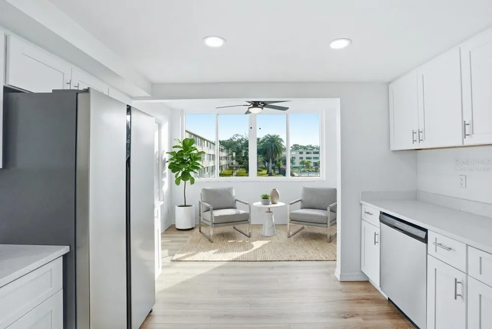 5095 BAY STREET NE #210 St Petersburg, FL 33703