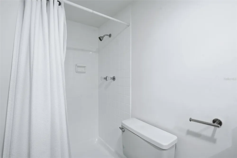 5095 BAY STREET NE #210 St Petersburg, FL 33703