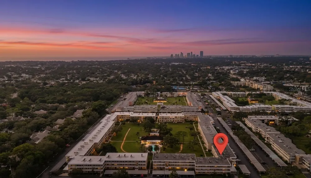 5095 BAY STREET NE #210 St Petersburg, FL 33703