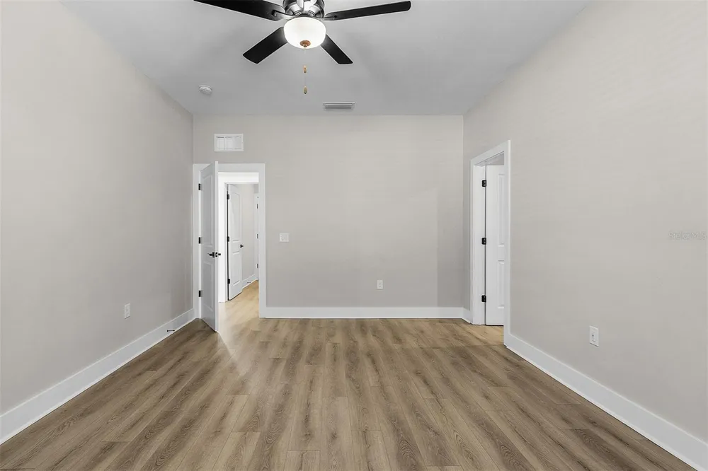13515 WALDEN SHEFFIELD ROAD Dover, FL 33527