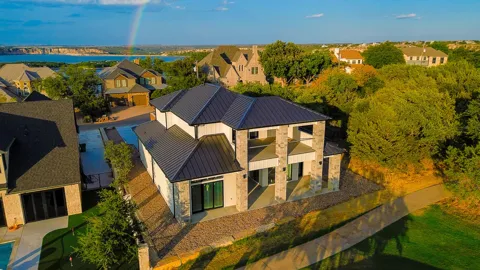 125 Oyster Bay
