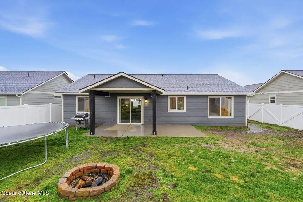 8562 W Seed Avenue Rathdrum, ID 83858
