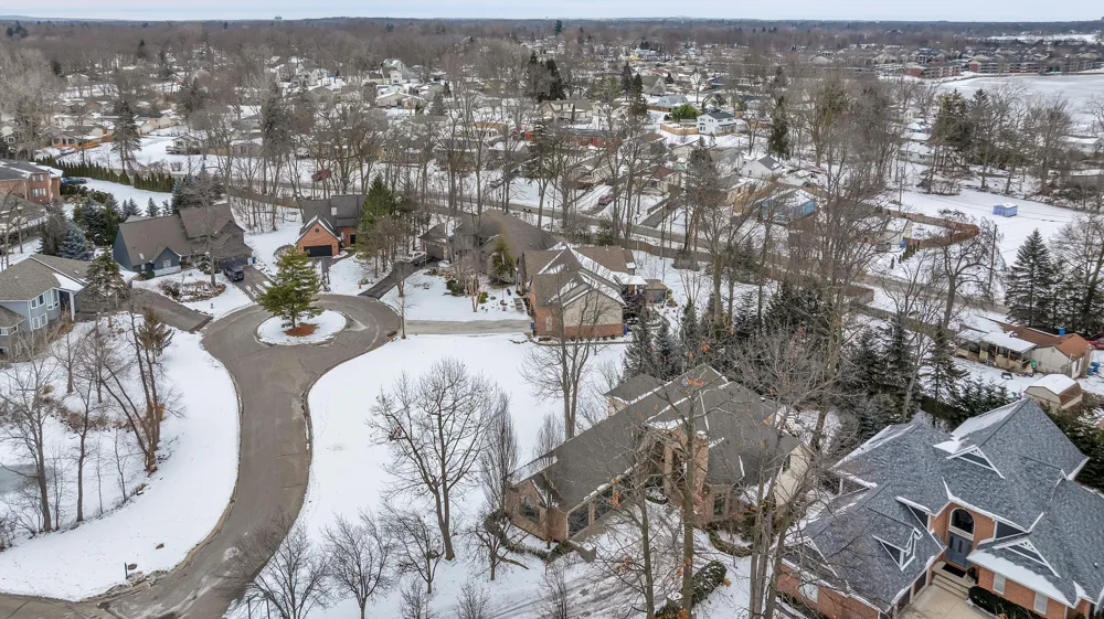 4275 Forest Valley Court Court Waterford, MI 48328