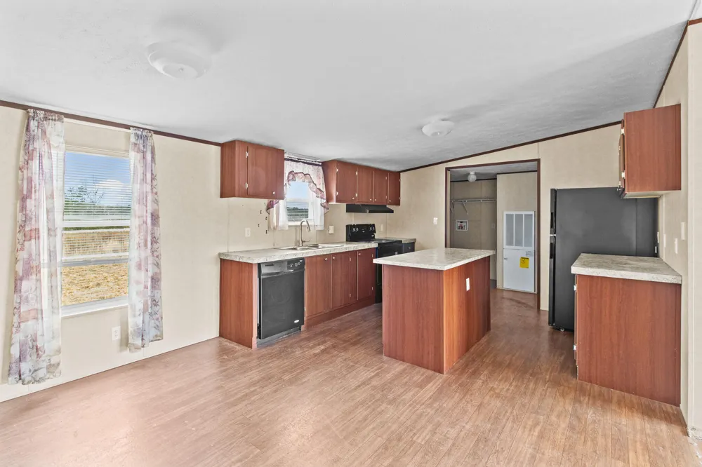 3800 Colony Road Gruetli Laager, TN 37339
