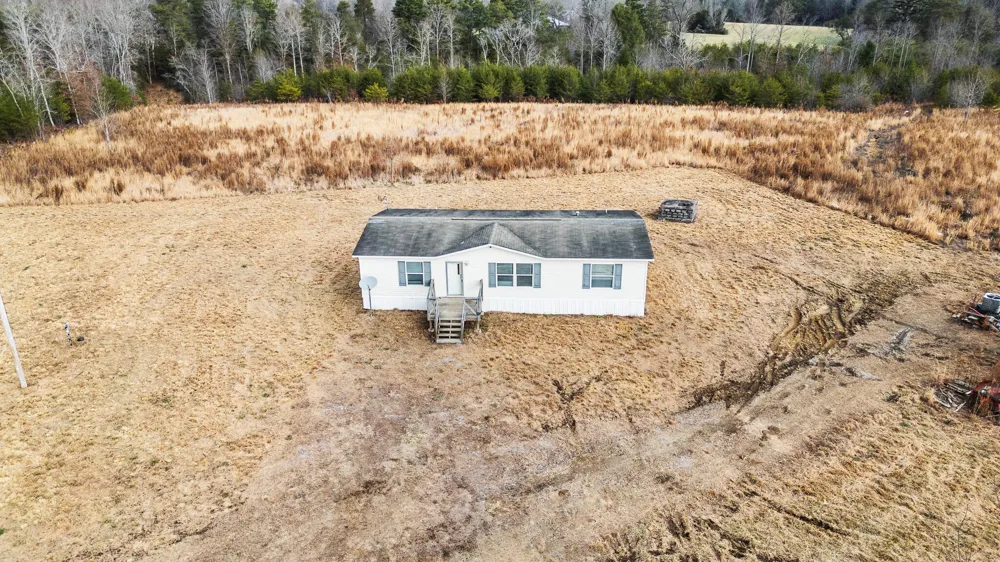 3800 Colony Road Gruetli Laager, TN 37339