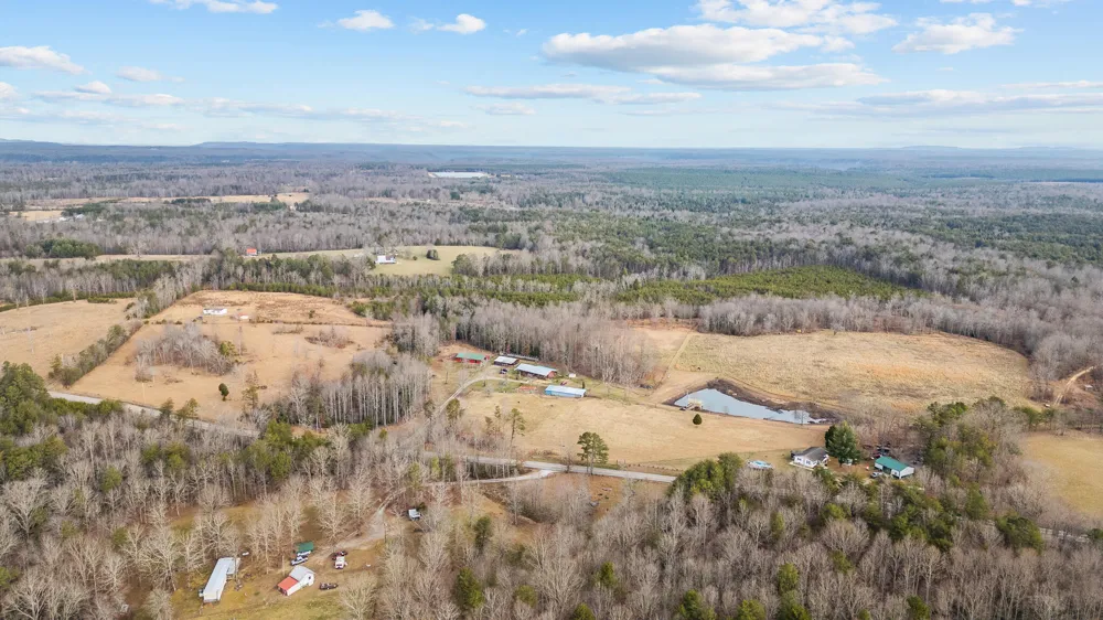 3800 Colony Road Gruetli Laager, TN 37339