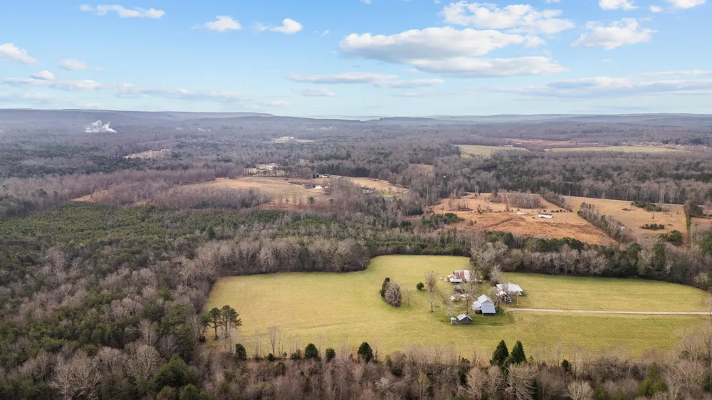 3800 Colony Road Gruetli Laager, TN 37339