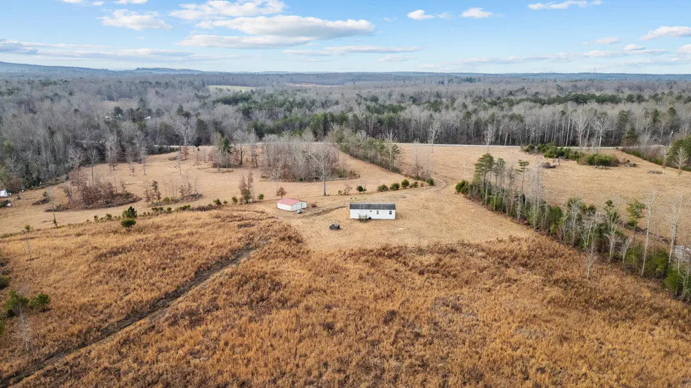 3800 Colony Road Gruetli Laager, TN 37339