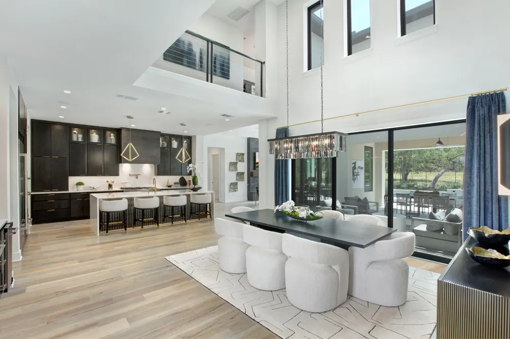 122 Crosswater Lane Dripping Springs, TX 78620
