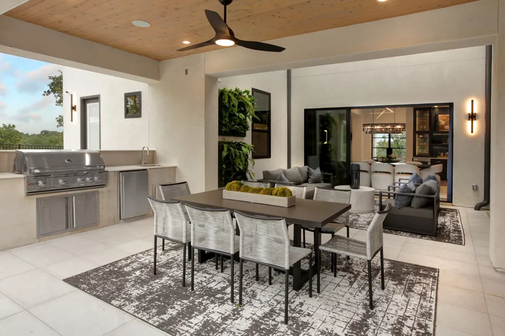 122 Crosswater Lane Dripping Springs, TX 78620