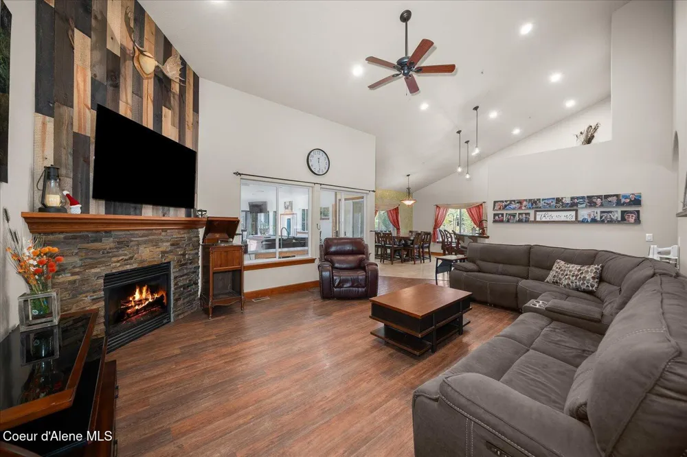 4529 E Diagonal Road Rathdrum, ID 83858