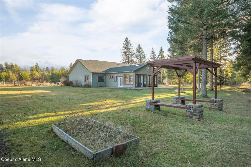 4529 E Diagonal Road Rathdrum, ID 83858
