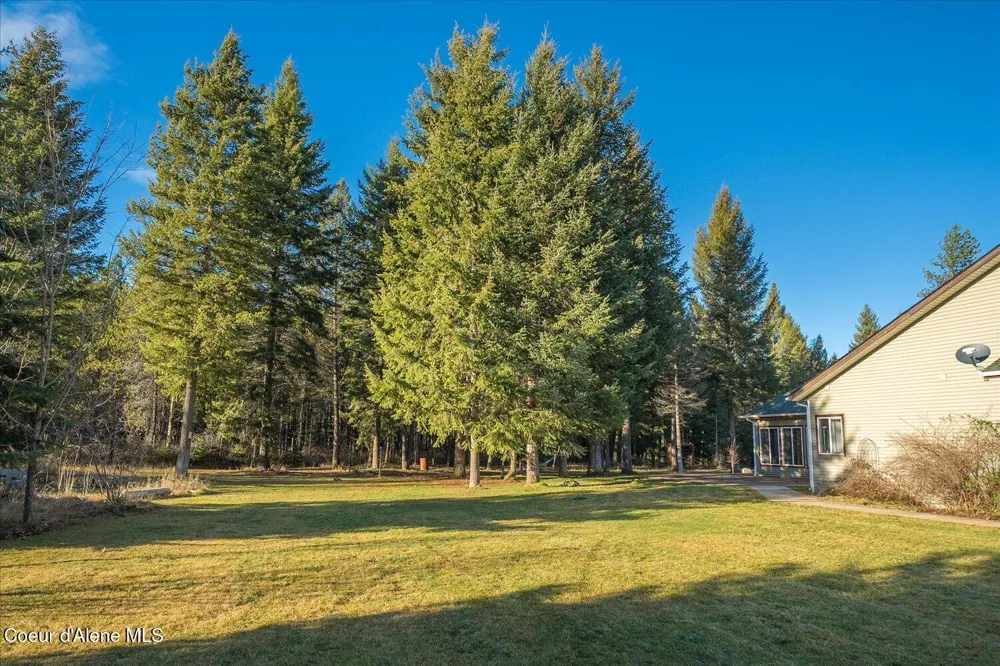 4529 E Diagonal Road Rathdrum, ID 83858