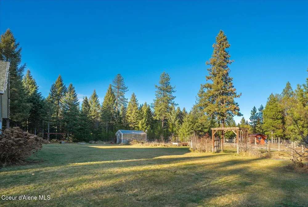 4529 E Diagonal Road Rathdrum, ID 83858