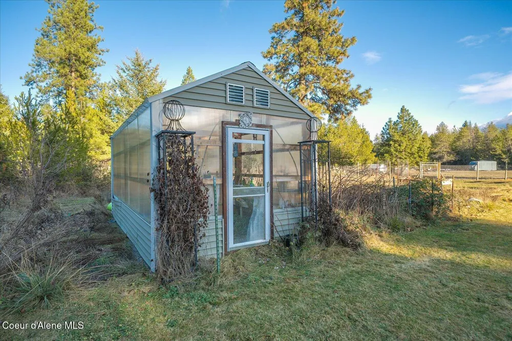 4529 E Diagonal Road Rathdrum, ID 83858