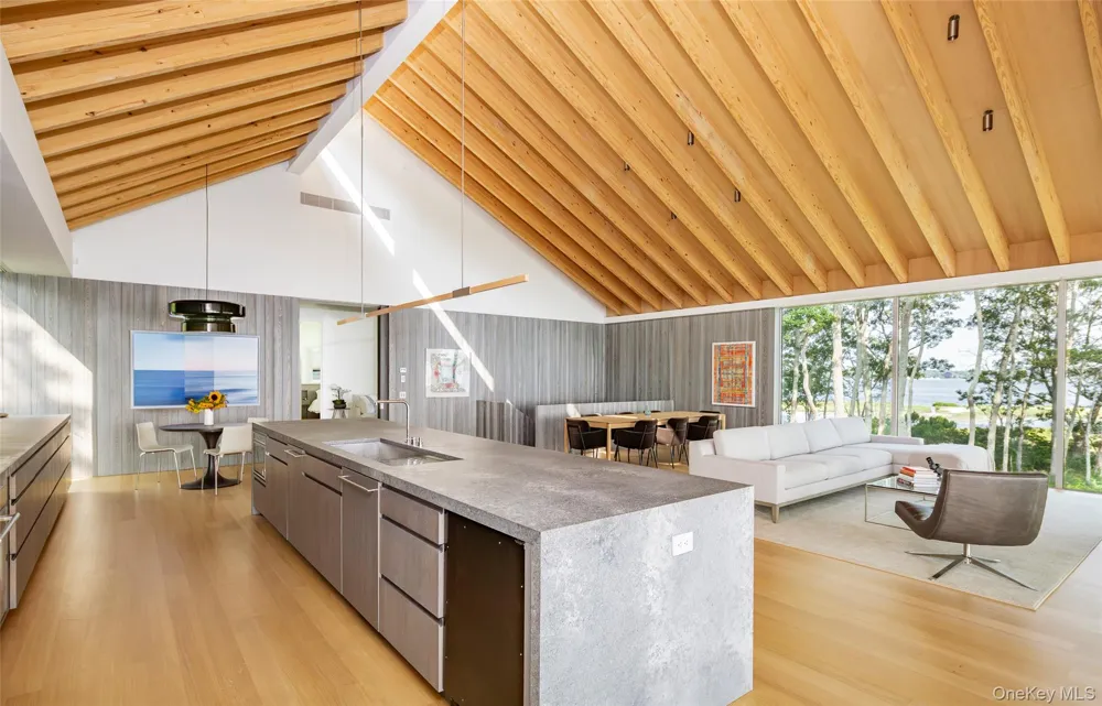 47L S Ferry Road Shelter Island, NY 11964