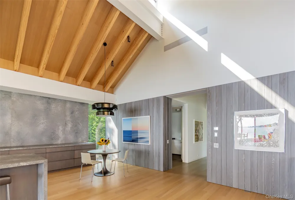 47L S Ferry Road Shelter Island, NY 11964