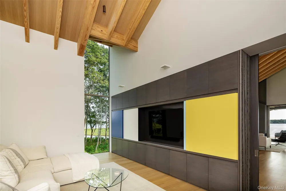 47L S Ferry Road Shelter Island, NY 11964