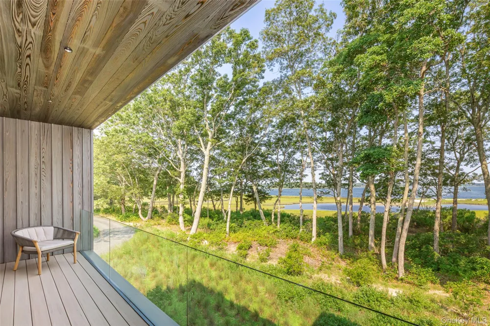 47L S Ferry Road Shelter Island, NY 11964