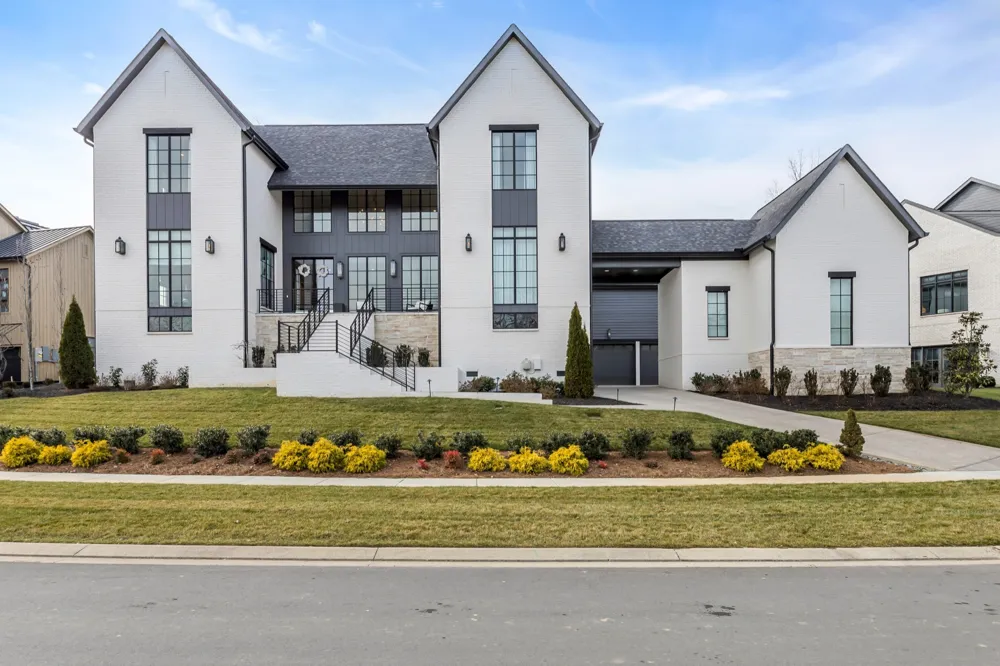 7060 Lanceleaf Dr College Grove, TN 37046