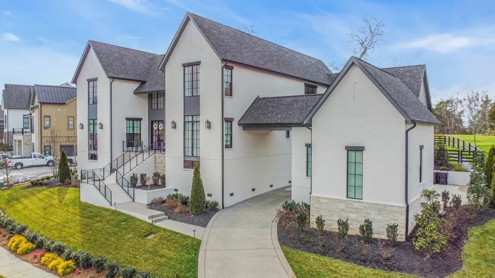 7060 Lanceleaf Dr College Grove, TN 37046