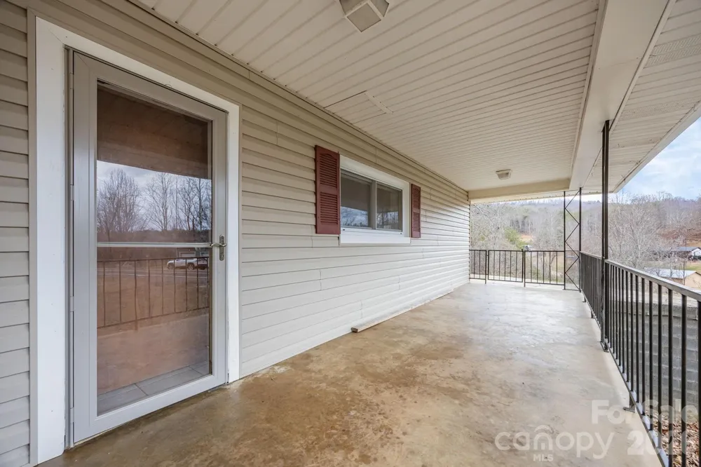 82 Greasy Cove Road Leicester, NC 28748