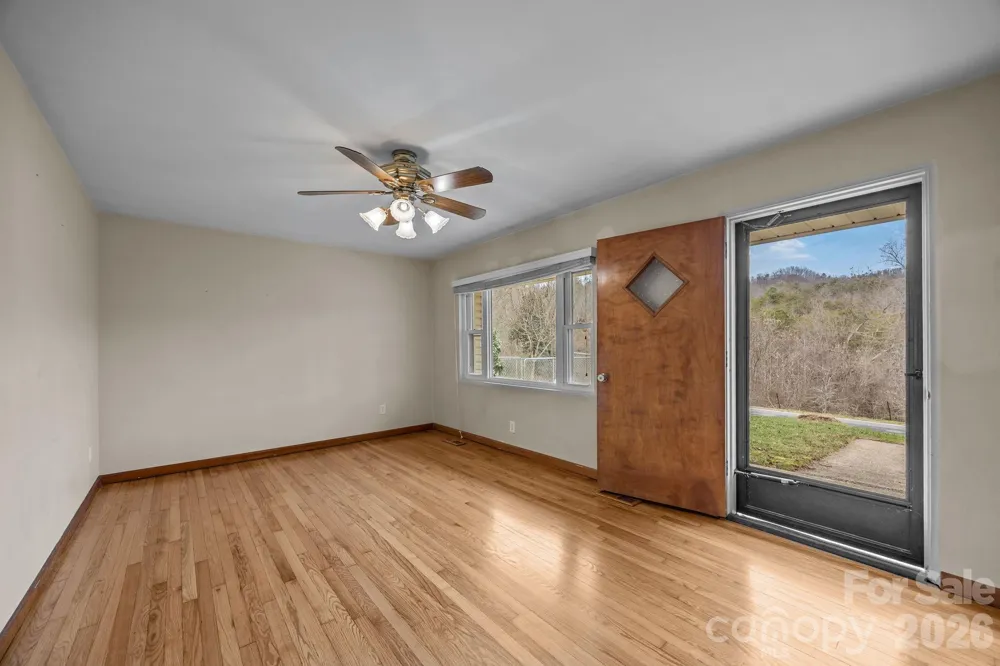 82 Greasy Cove Road Leicester, NC 28748