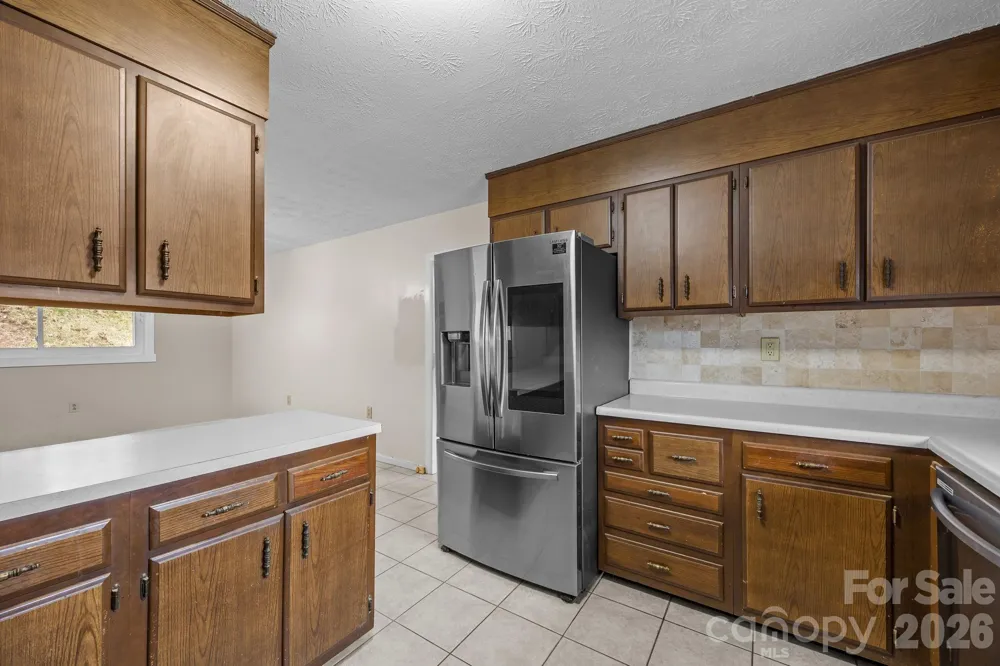 82 Greasy Cove Road Leicester, NC 28748