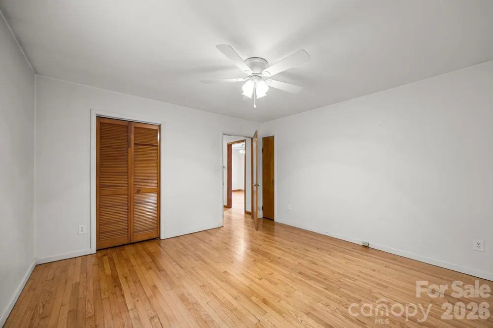 82 Greasy Cove Road Leicester, NC 28748