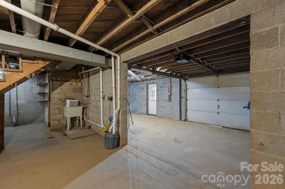 82 Greasy Cove Road Leicester, NC 28748