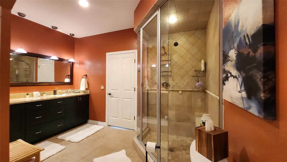 300 San Gabriel Village Boulevard #411 Georgetown, TX 78626
