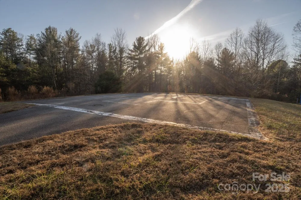 49 Lake James Road Marion, NC 28752