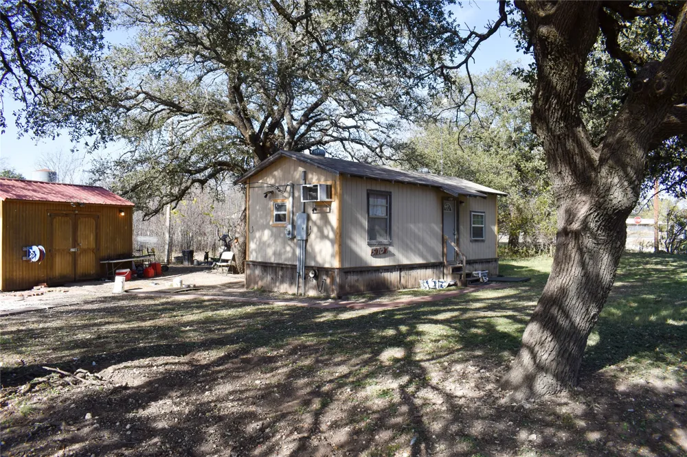 5605 Front Street Rochelle, TX 76872