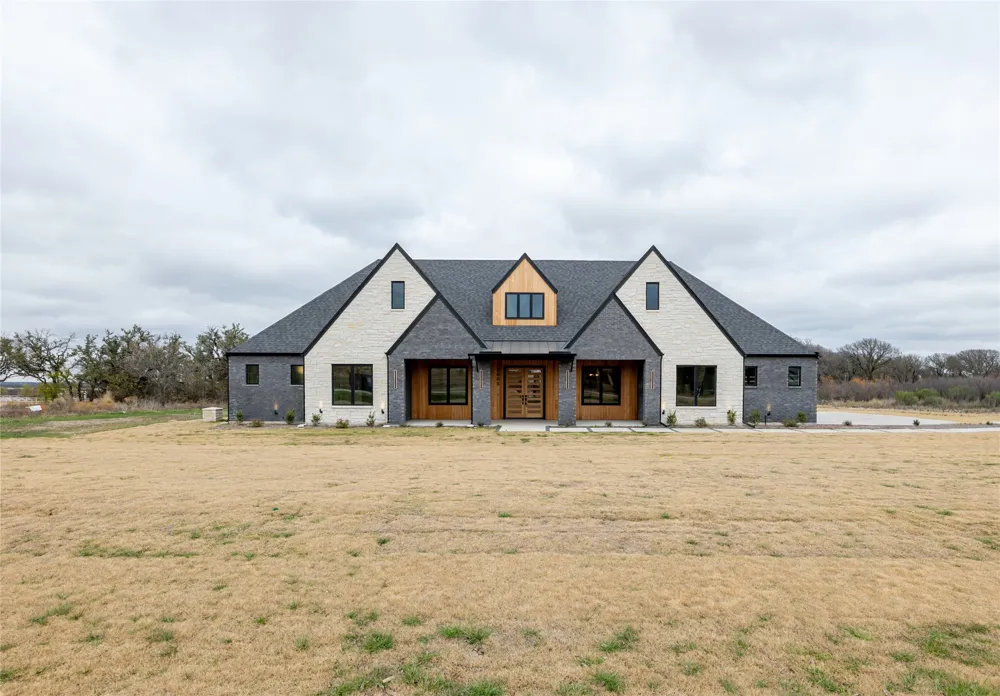 2005 Denali Pass Aledo, TX 76008