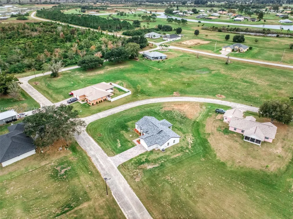 6724 Heavitree DR Sebring, FL 33876
