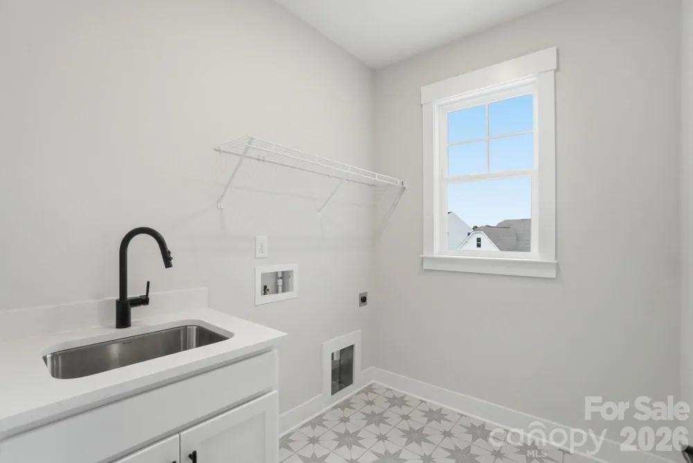 7144 Bil-Mar Drive Harrisburg, NC 28075