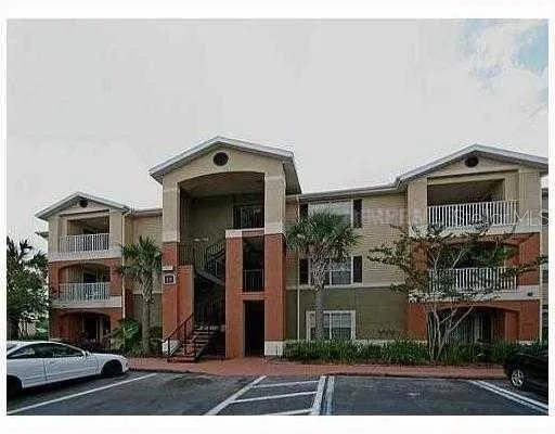 1999 SUMMER CLUB DRIVE #313 Oviedo, FL 32765