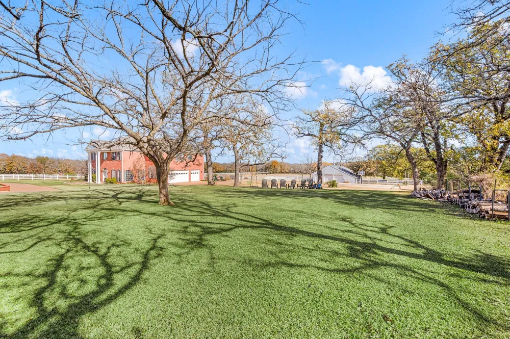 1077 Cardinal Drive Bartonville, TX 76226