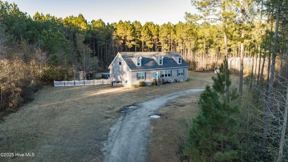 2636 Brinson Road Currie, NC 28435