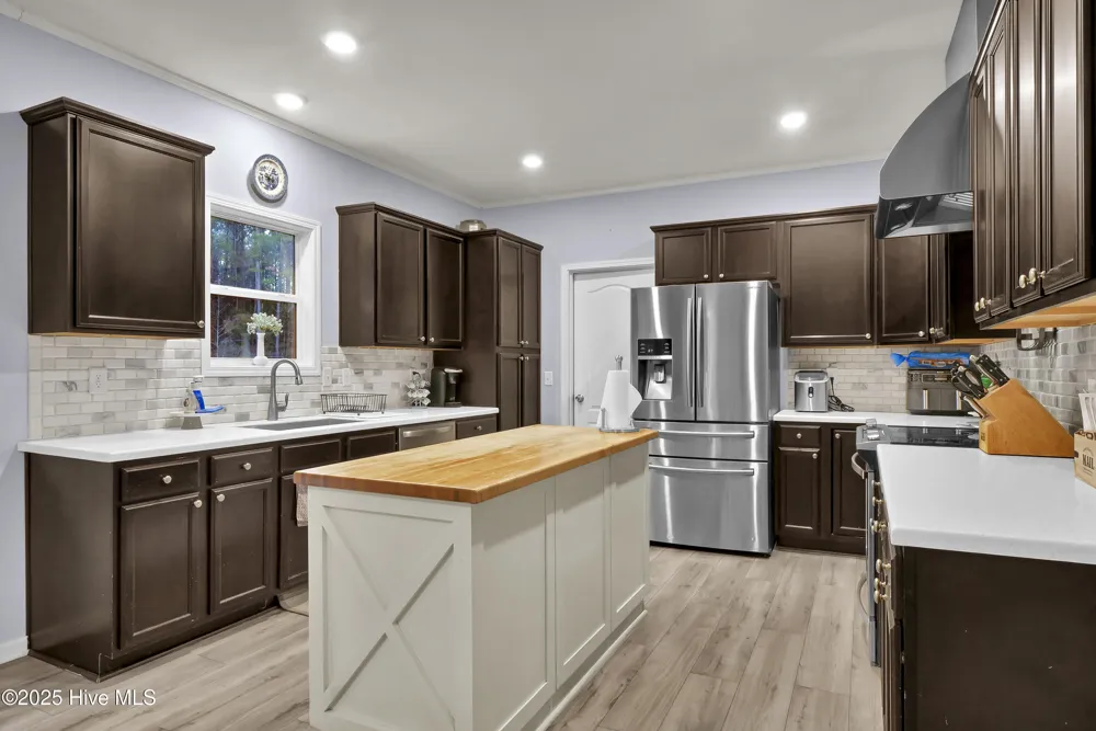 2636 Brinson Road Currie, NC 28435