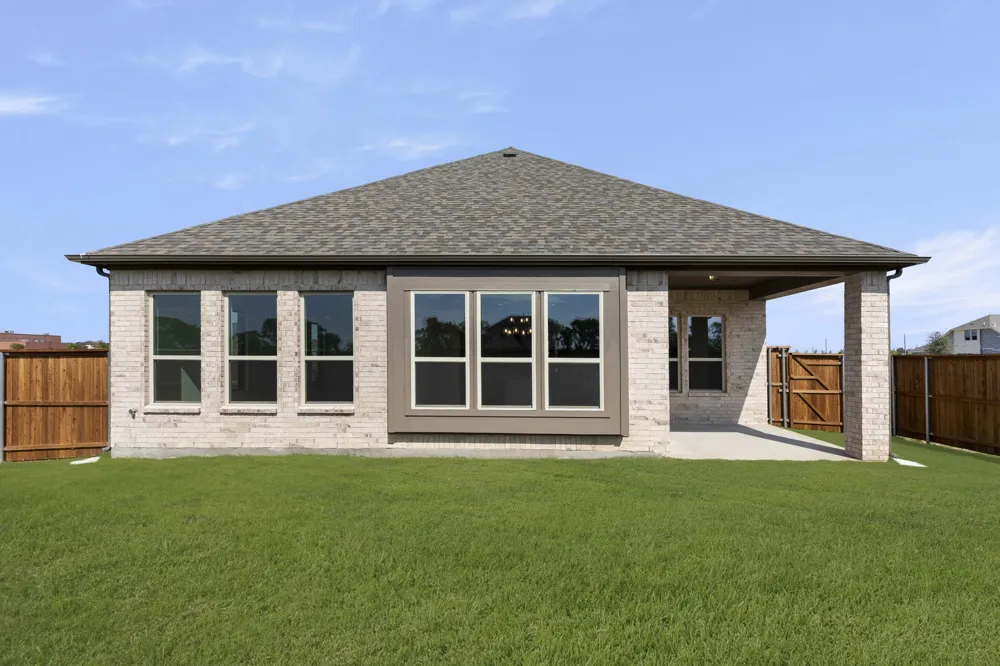 1426 Colorado Road Van Alstyne, TX 75495