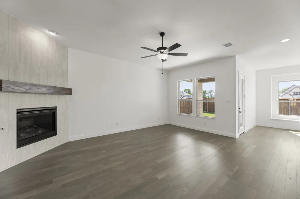 1426 Colorado Road Van Alstyne, TX 75495