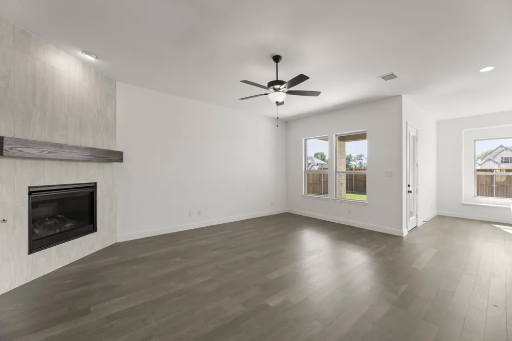 1426 Colorado Road Van Alstyne, TX 75495