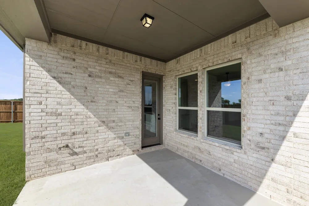 1426 Colorado Road Van Alstyne, TX 75495