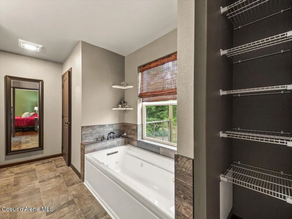 68 Outback Ridge Spirit Lake, ID 83869