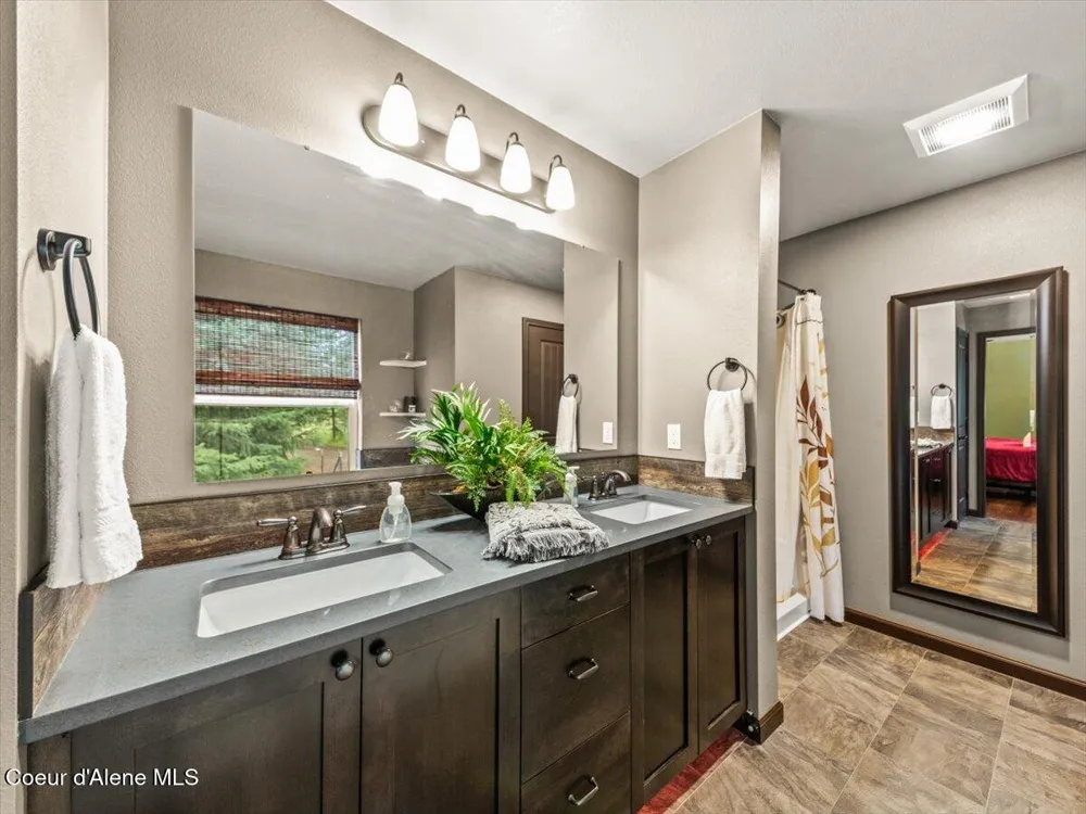 68 Outback Ridge Spirit Lake, ID 83869