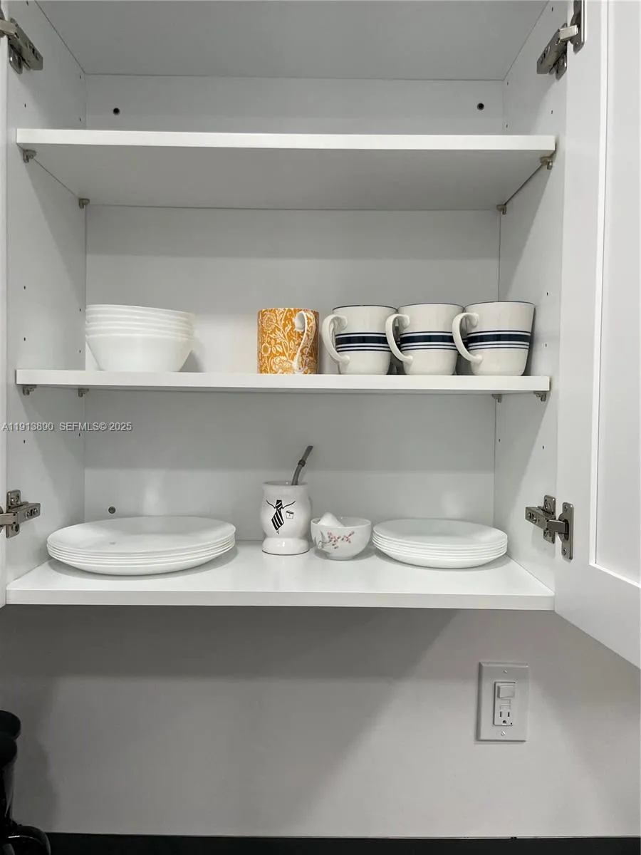 3801 S Ocean Dr #11T Lauderdale By The Sea, FL 33019