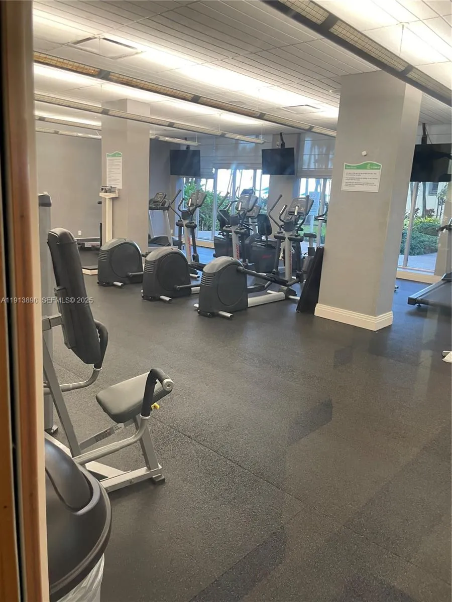 3801 S Ocean Dr #11T Lauderdale By The Sea, FL 33019